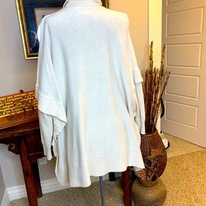 Winter White Poncho with Sleeves